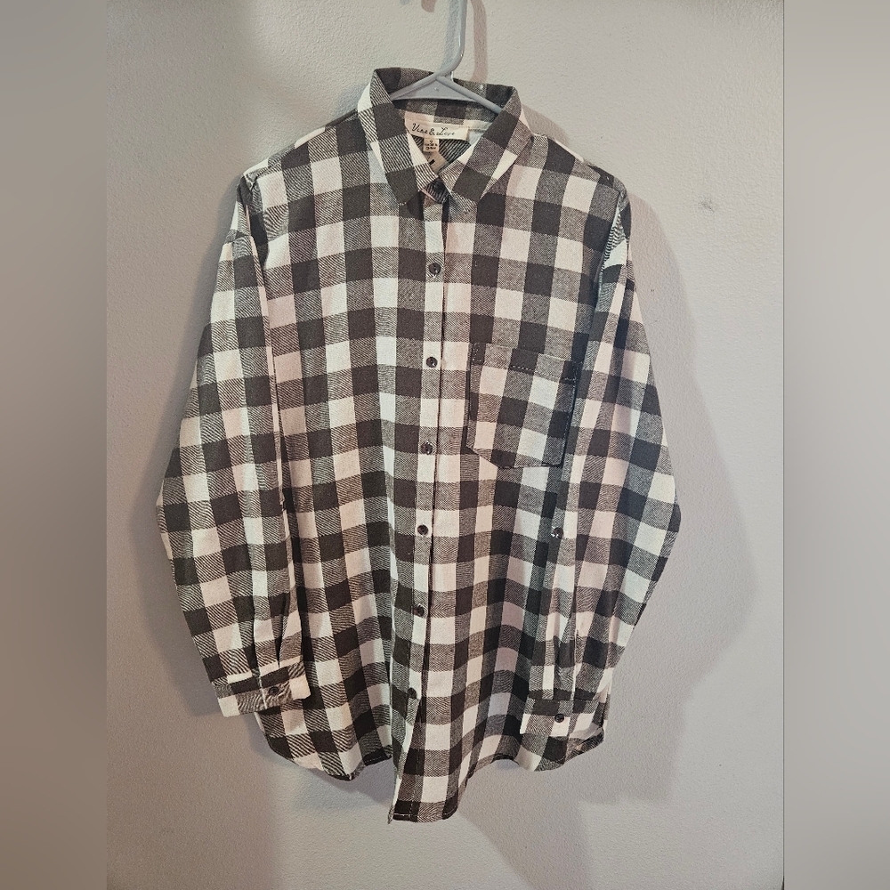 Vine & Love Buffalo Plaid Flannel Button Down